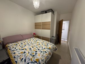 Bedroom- click for photo gallery